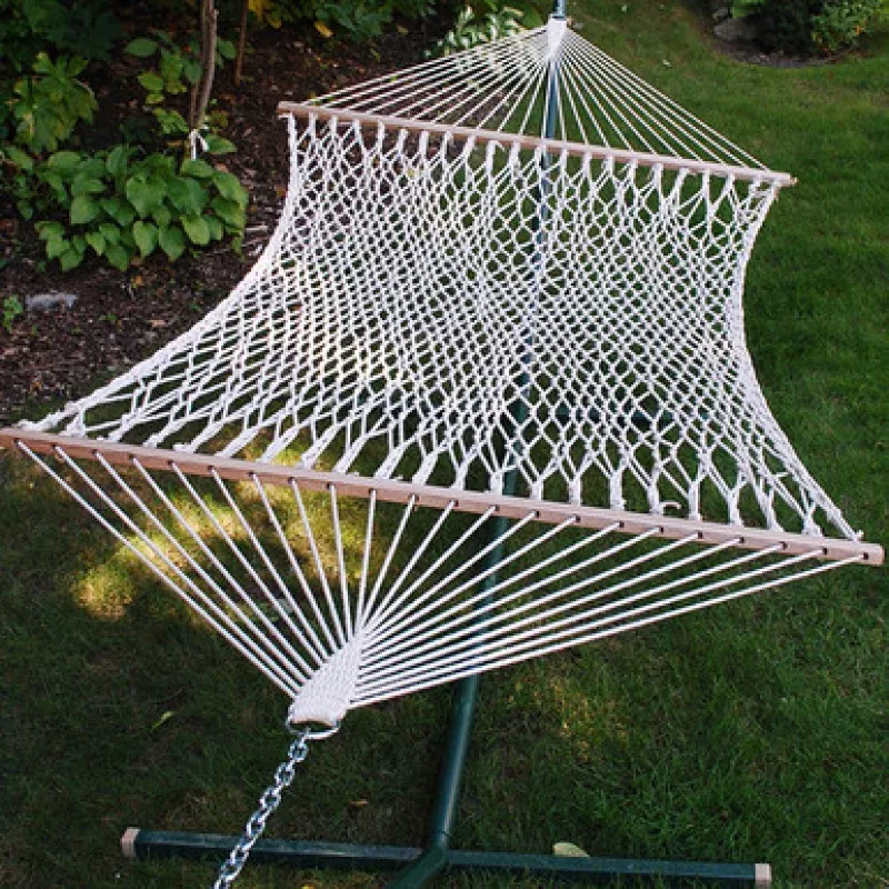 11′ White Macrame Netted Hammock with Wooden Bars | Pool Central