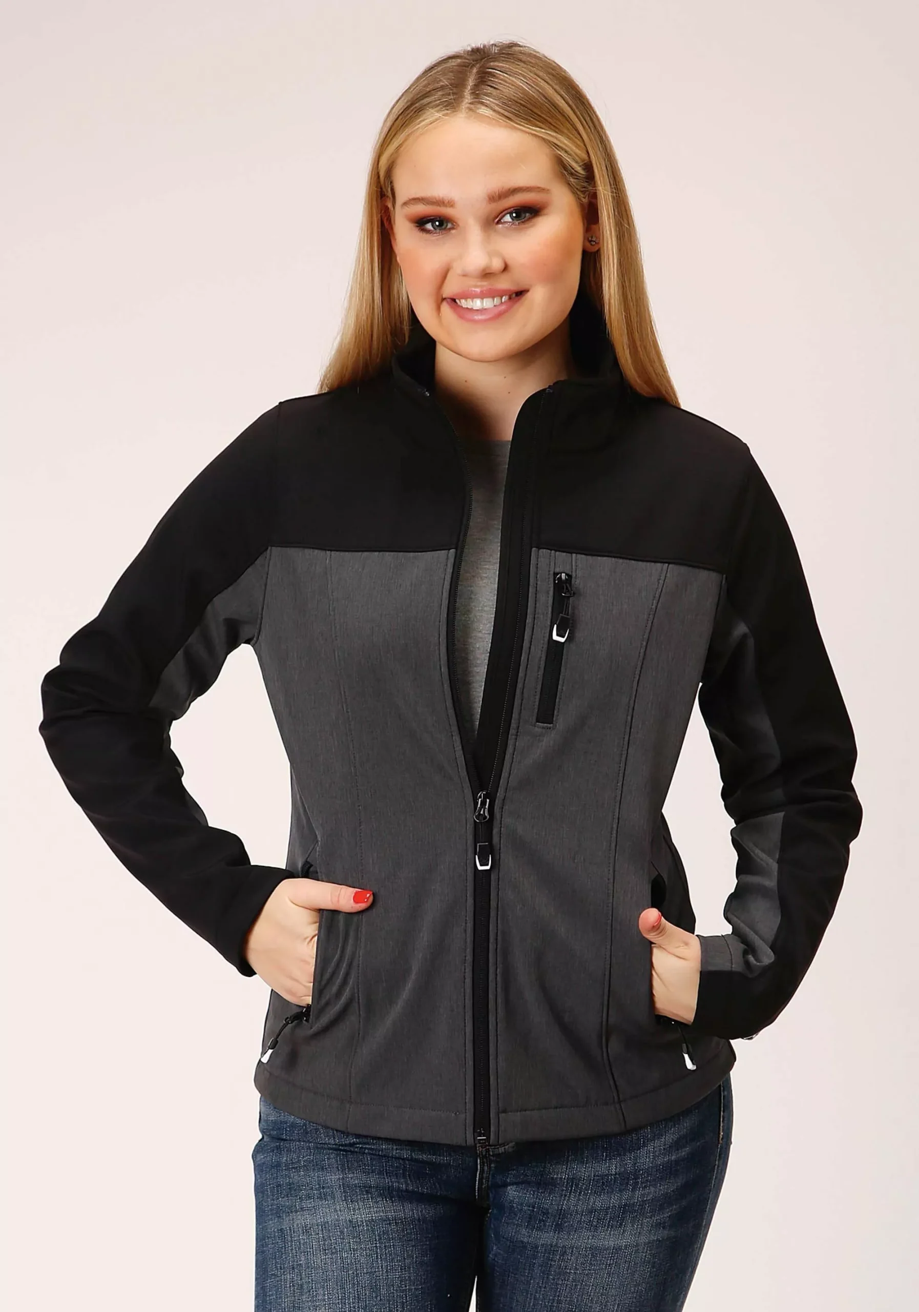 Roper Womens Grey Black Combo Soft Shell Tech Jacket